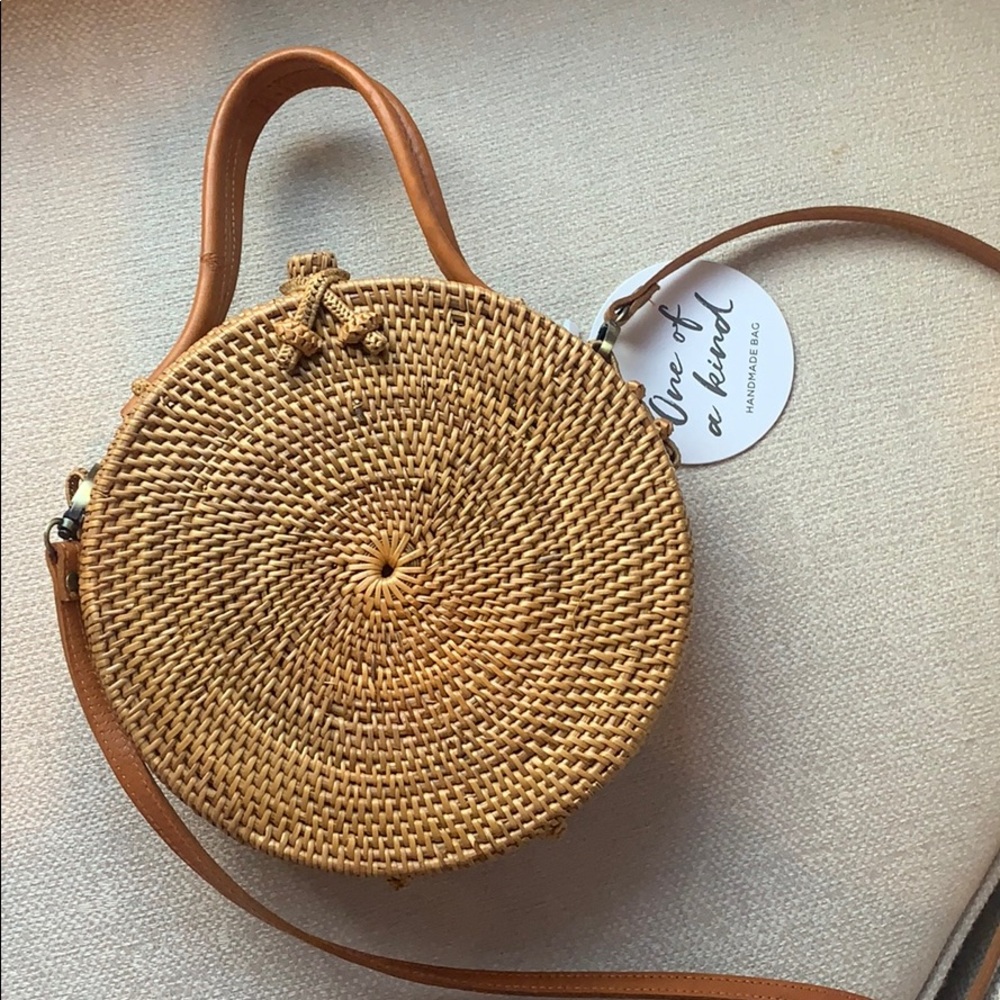 Street Level woven crossbody bag
